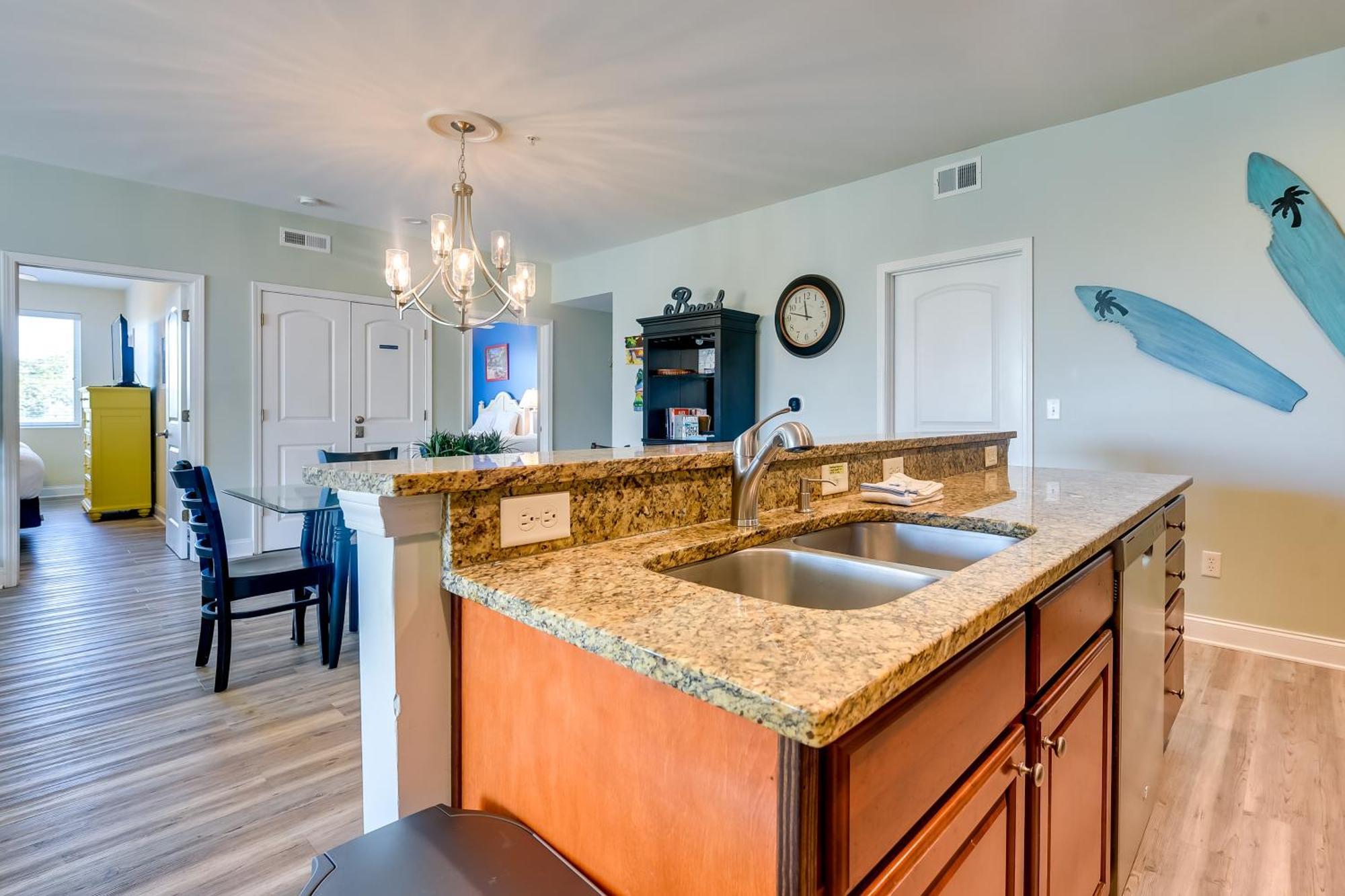 Roomy North Myrtle Beach Condo, Walk To Beach Eksteriør bilde